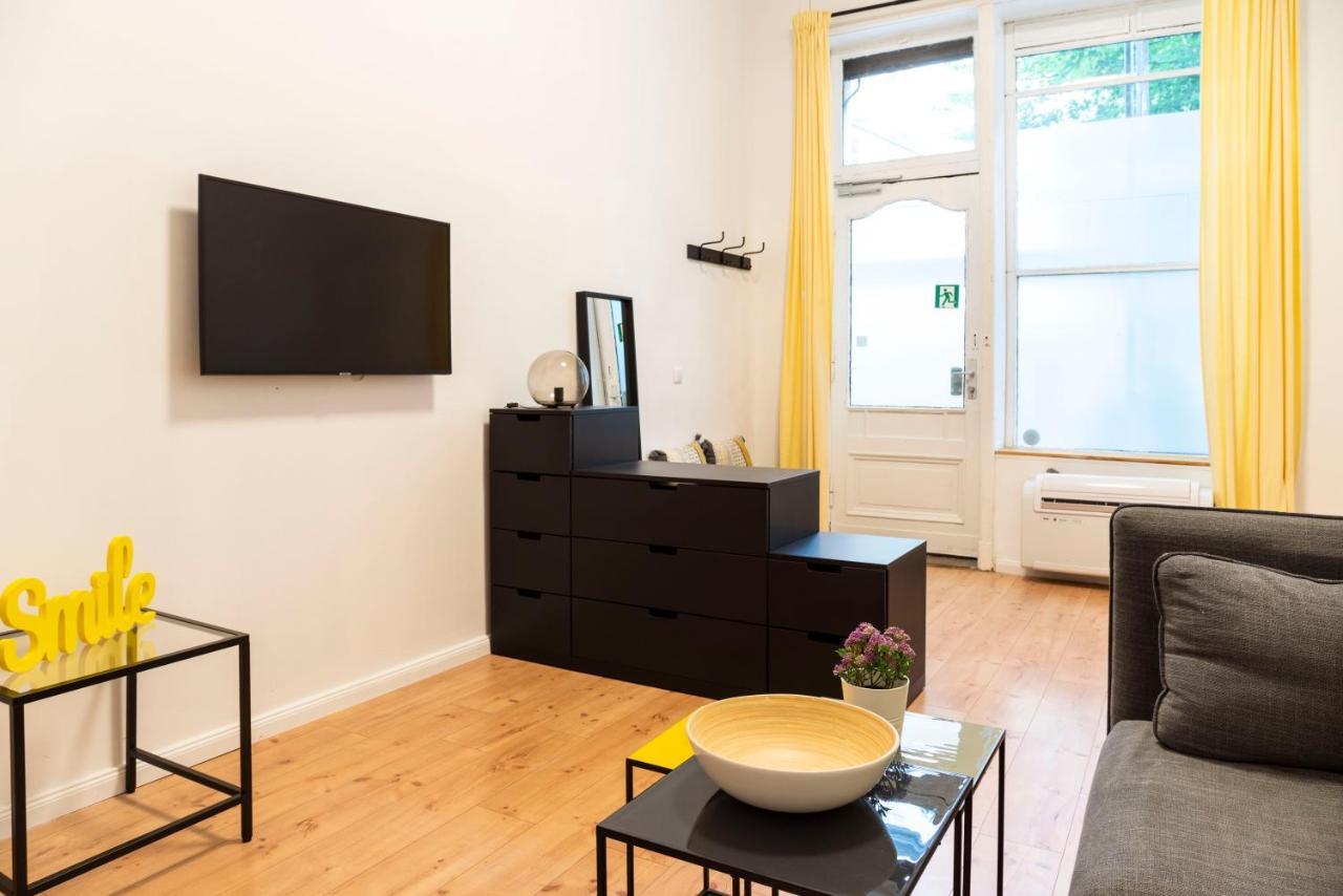 Ll Modern Dream With Ac&High Ceilings 3 Bedrooms Berlijn Buitenkant foto